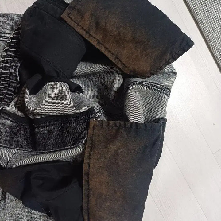 [BUNJANG] Juun.J Black Denim Jogger Pants (Size 52) / 준지 흑청데님조거팬츠 52사이즈