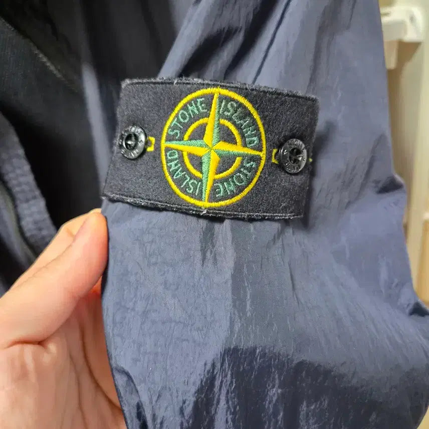 [BUNJANG] Stone Island Crinkle Reps Large Jacket / 23ss 스톤아일랜드 크링클랩스 라지