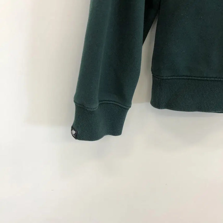 [BUNJANG] New Balance Green Sweatshirt (Size 100) / 뉴발란스 그린 스웻셔츠 100
