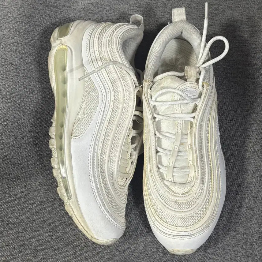 [BUNJANG] Nike Air Max Unisex Sneakers 250mm / 무료배송 나이키 에어멕스 남녀공용 운동화 250 사이즈