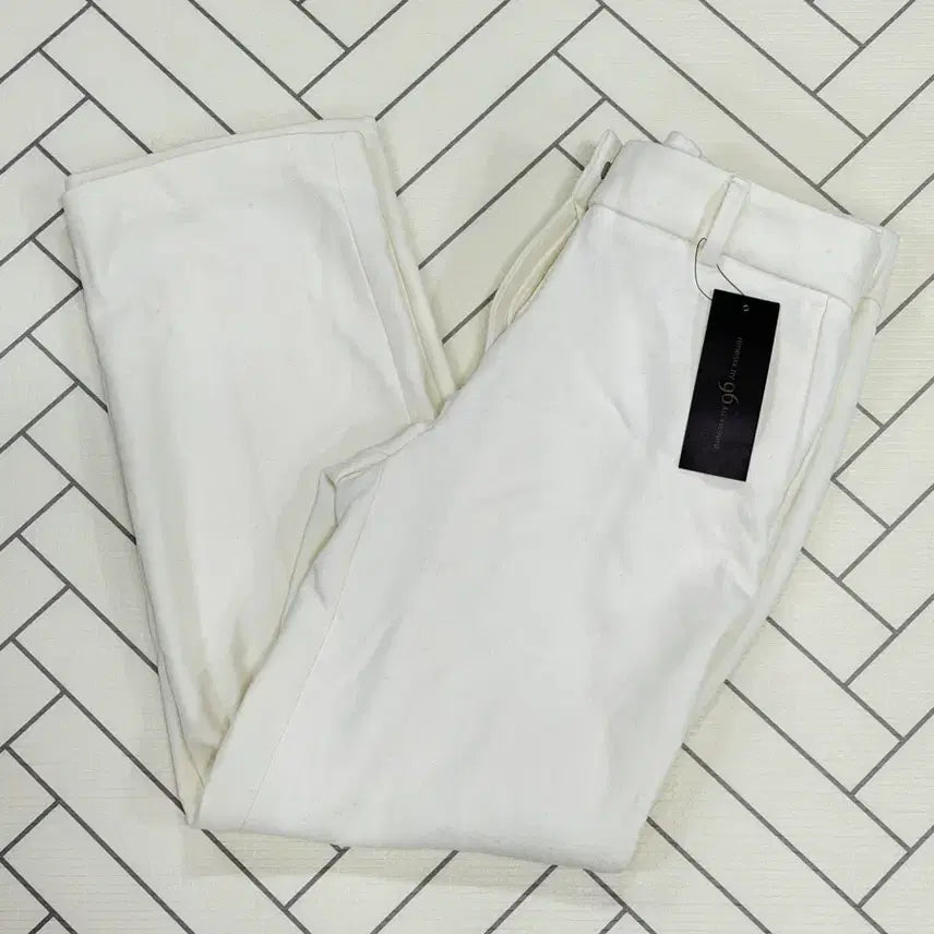 [BUNJANG] Unbranded Ivory Elastic Waist Slacks / 새상품!! 여자66 아이보리 허리밴딩 슬렉스 봄바지