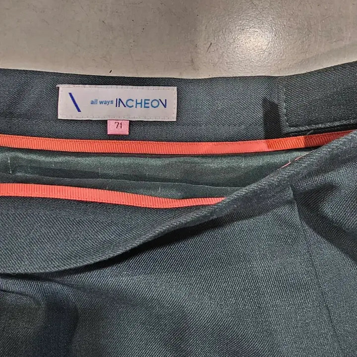 [BUNJANG] Used School Uniform Skirt Size 71 / 중고 교복치마 사이즈 71
