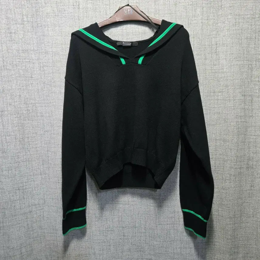 [BUNJANG] JUCY JUDY Sailor Collar Knit Top / 쥬시쥬디 블랙 세일러 카라 니트 그린 포인트 90