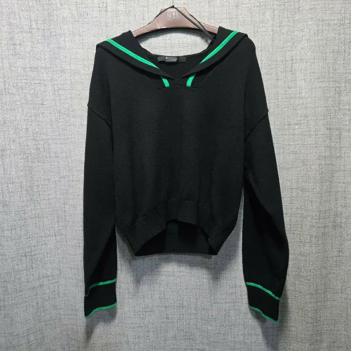 [BUNJANG] JUCY JUDY Sailor Collar Knit Top / 쥬시쥬디 블랙 세일러 카라 니트 그린 포인트 90