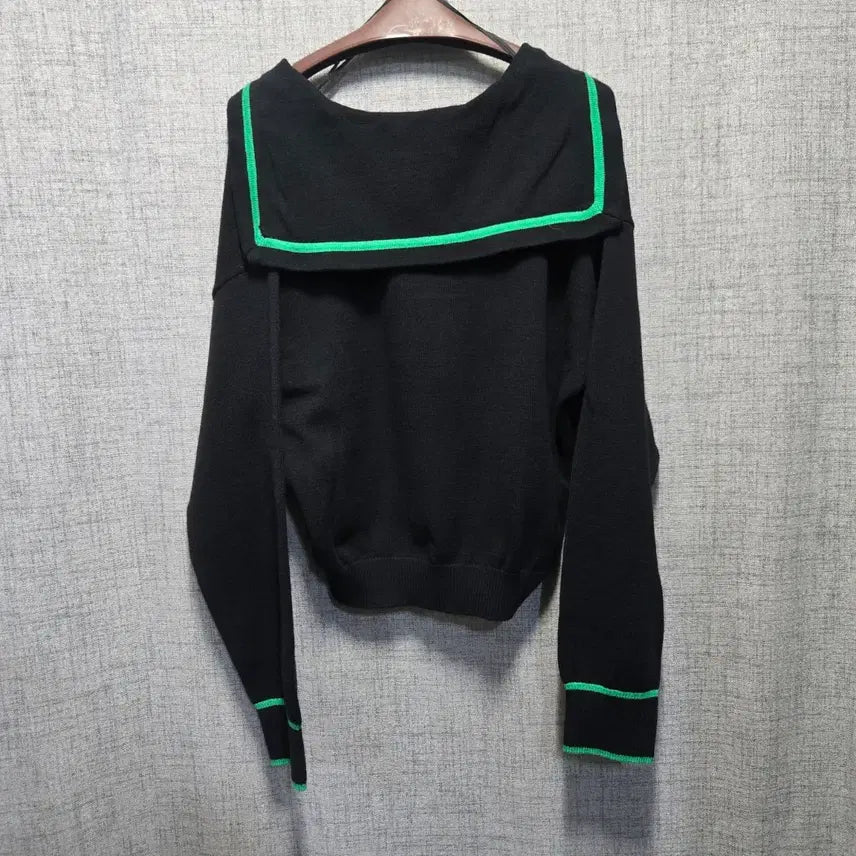 [BUNJANG] JUCY JUDY Sailor Collar Knit Top / 쥬시쥬디 블랙 세일러 카라 니트 그린 포인트 90