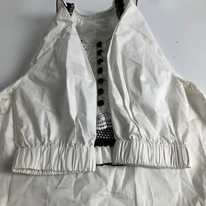 [SOLD OUT] 레이스 퍼프 반팔 블라우스 화이트
