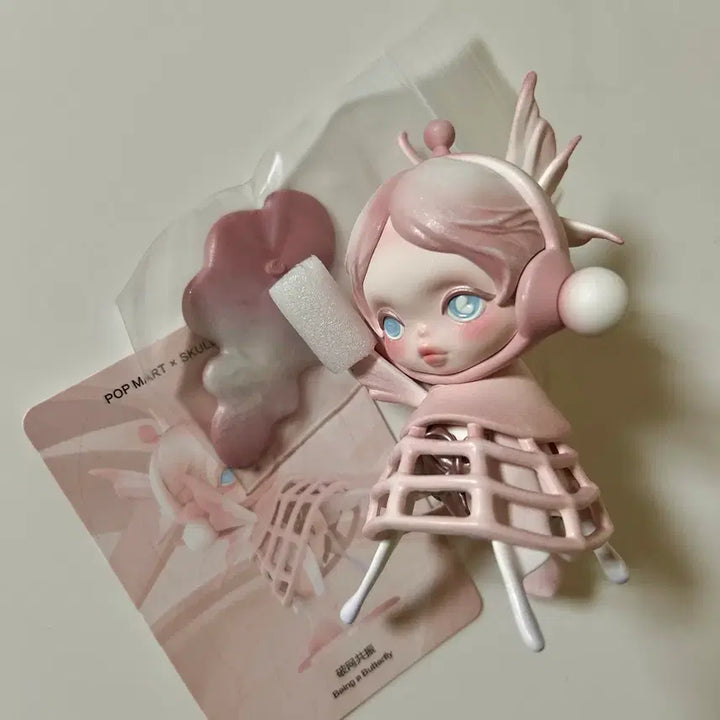 [BUNJANG] POP MART Skullpanda Paradox Butterfly Figure / 팝마트 스컬판다 패러독스 나비 판매합니다