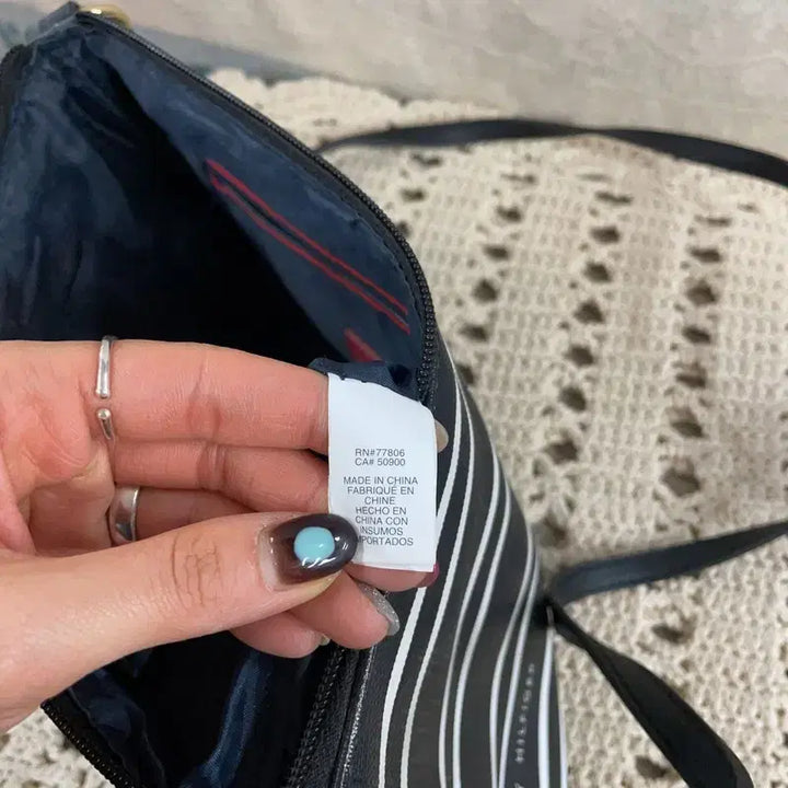 [BUNJANG] Tommy Hilfiger Stripe Crossbody Bag / [F] 타미힐피거 스트라이프 크로스백 숄더백 가방