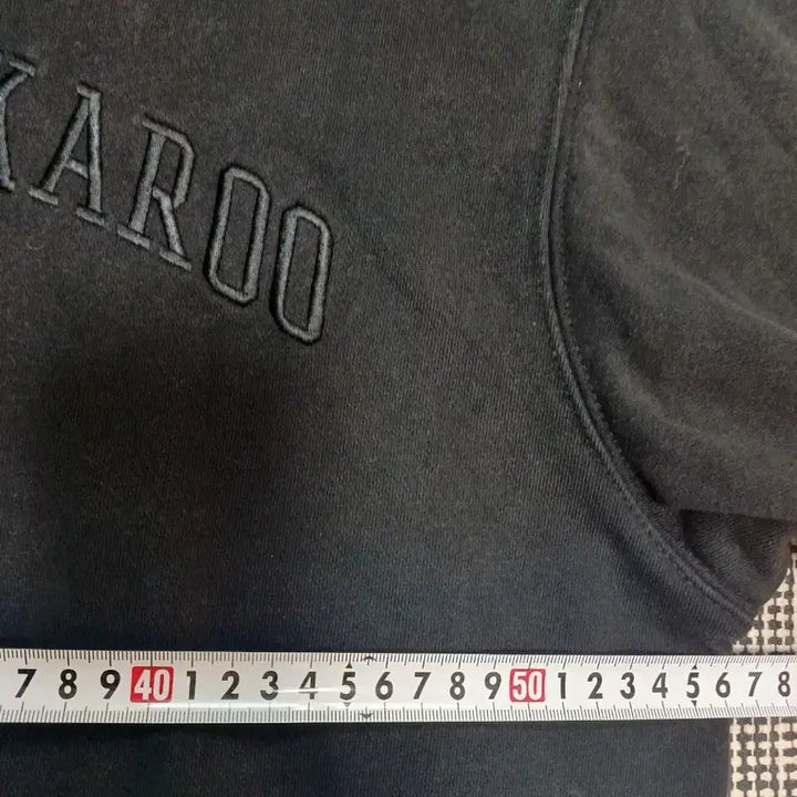 [BUNJANG] BUCKAROO Atelier Embroidered Hoodie (Size M) / 버카루(BUCKAROO) 아뜰리에 자수 후드티 (M사이즈)