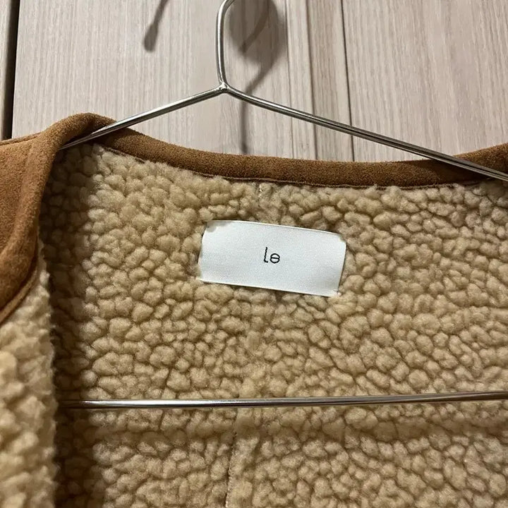 [BUNJANG] LE Short Brown Faux Shearling Jacket / LE 숏 무스탕 브라운 자켓