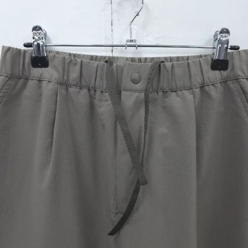 [BUNJANG] Kolon Hideout 32 Bending Pants / 32 코오롱 하이드아웃 밴딩 바지 팬츠