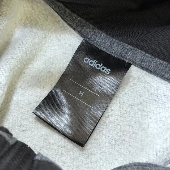 [BUNJANG] Adidas Three-Stripe Hooded Zip-Up Jacket / M 아디다스 삼선 후드 집업 0306E