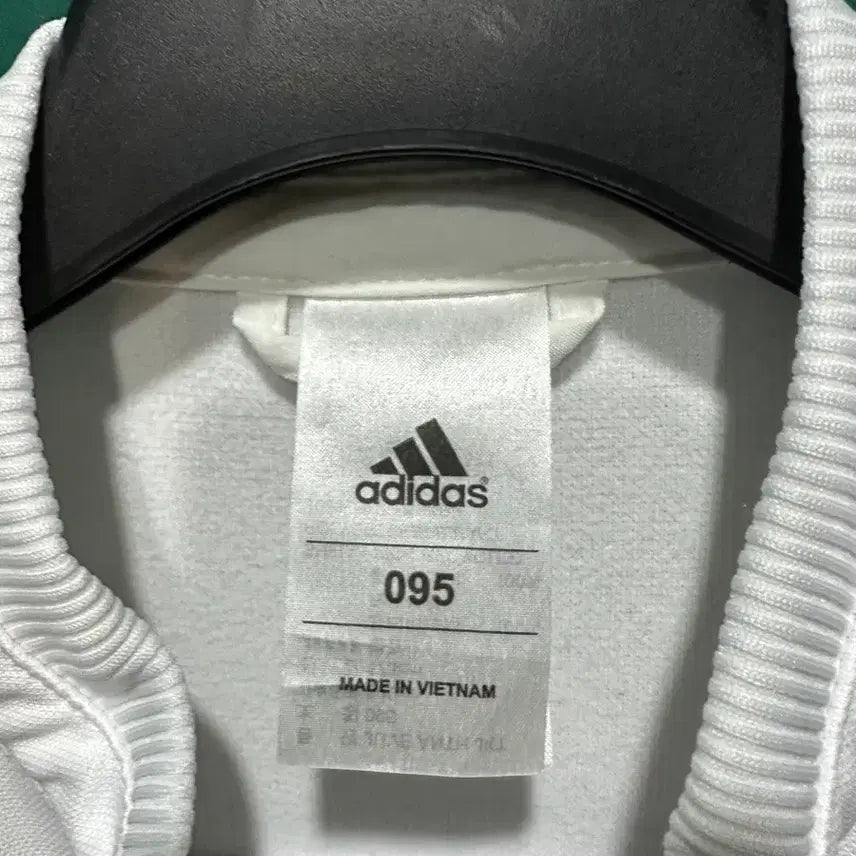 [BUNJANG] Adidas Juventus White Track Top Jersey (Size 95) / 아디다스 유벤투스 화이트 트랙탑져지95