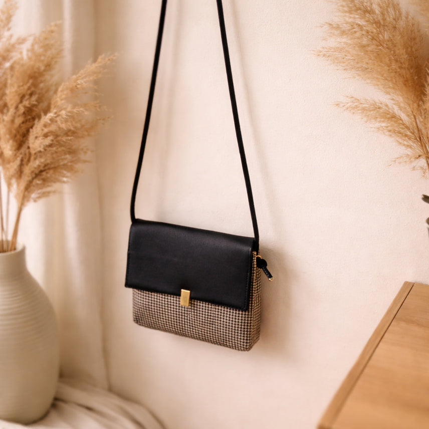 [BUNJANG] Checkered Crossbody Bag / 체크무늬 크로스백