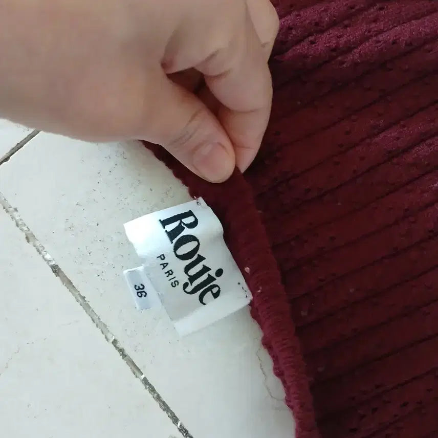 [BUNJANG] ROUJE Cashmere Crop Cardigan / ROUJE 루즈 모캐시미어 크롭 가디건