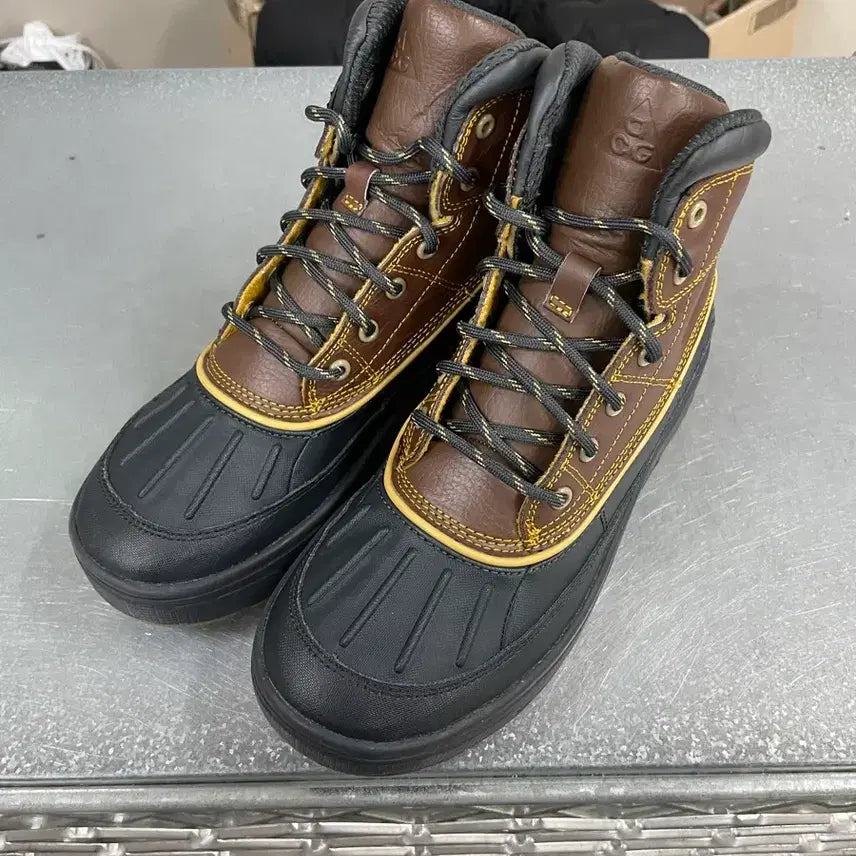 [BUNJANG] Nike ACG Woodside 2 Boots 240 / 나이키 ACG 우드사이드2 부츠 240