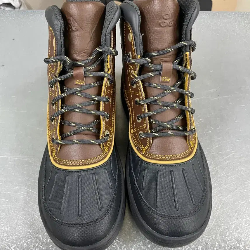 [BUNJANG] Nike ACG Woodside 2 Boots 240 / 나이키 ACG 우드사이드2 부츠 240