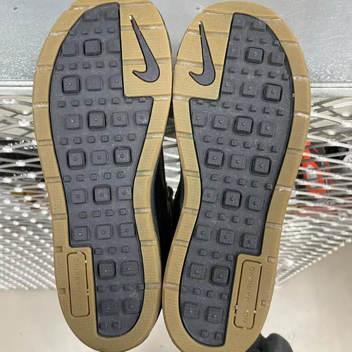 [BUNJANG] Nike ACG Woodside 2 Boots 240 / 나이키 ACG 우드사이드2 부츠 240