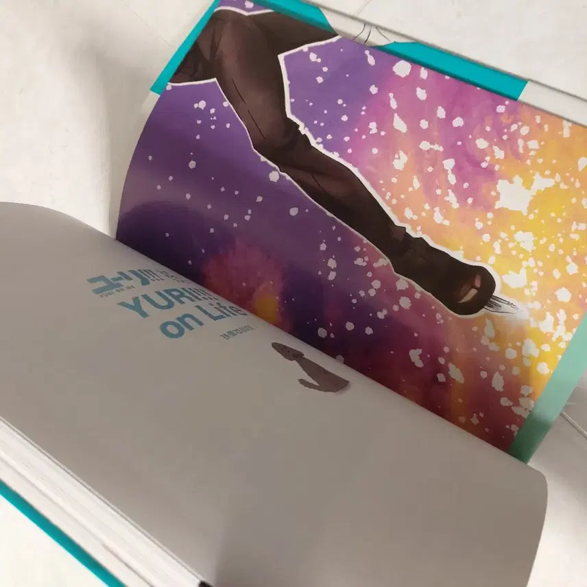 [BUNJANG] Yuri!!! on Ice Official Guidebook / 유리온아이스 공식 가이드북