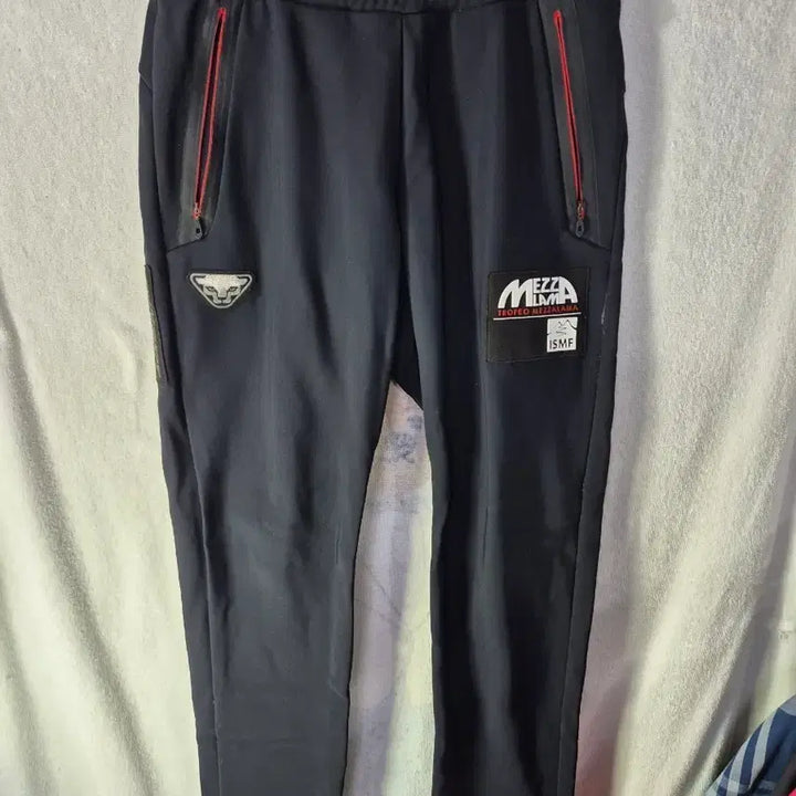 [BUNJANG] Dynafit Black Fleece Lined Training Pants / m 다이나핏 검정색 기모 트레이닝 바지
