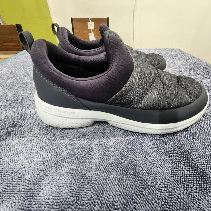[BUNJANG] The North Face Padded Shoes (240) / 노스페이스 패딩신발(240)
