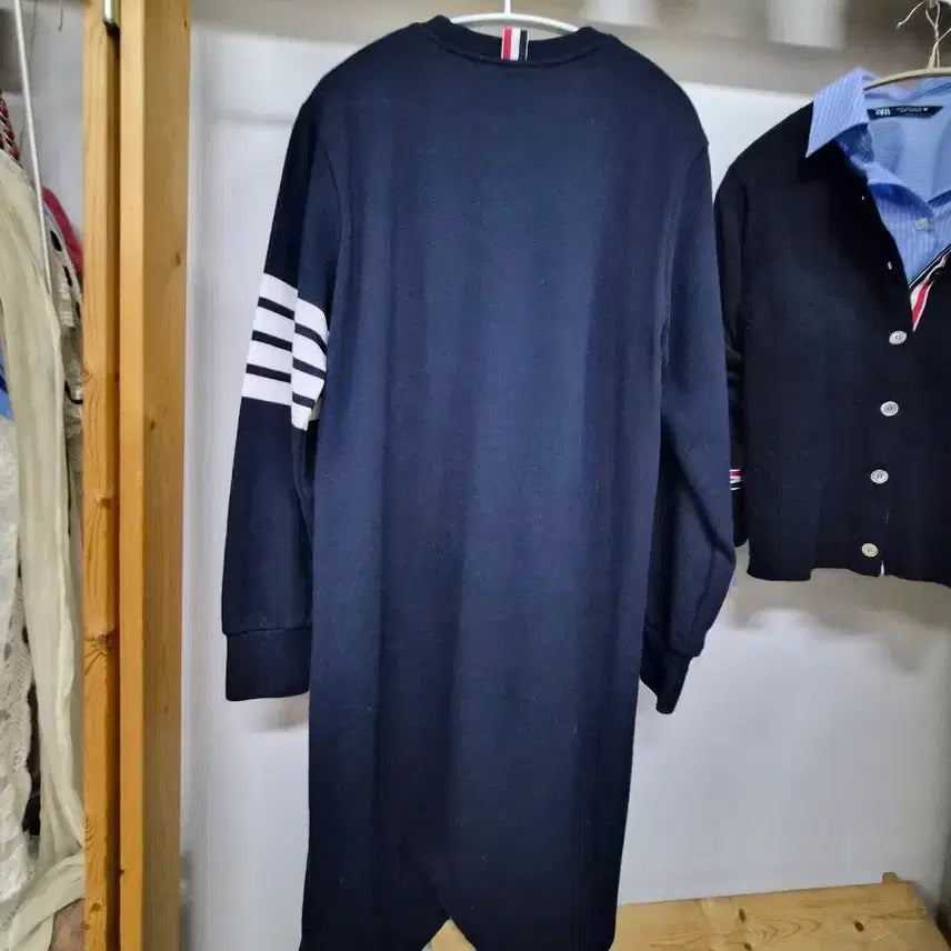 [BUNJANG] Luxury Crewneck Dress / 맨투맨 원피스