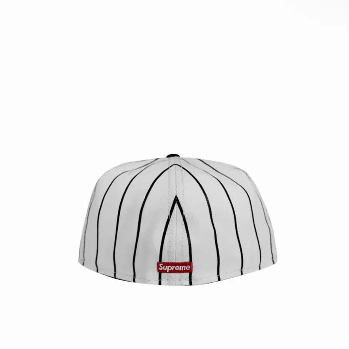 [SOLD OUT] [57.7cm] 슈프림 x 홈런 S로고 뉴에라 스트라이프 스냅백 모자
