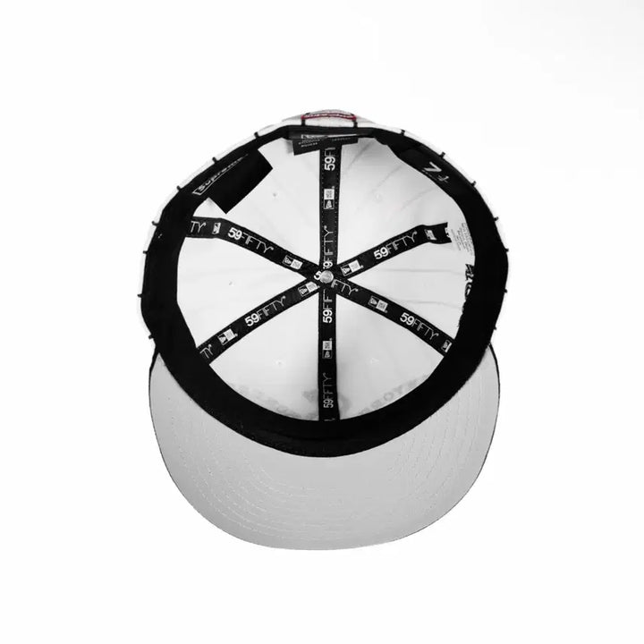 [SOLD OUT] [57.7cm] 슈프림 x 홈런 S로고 뉴에라 스트라이프 스냅백 모자