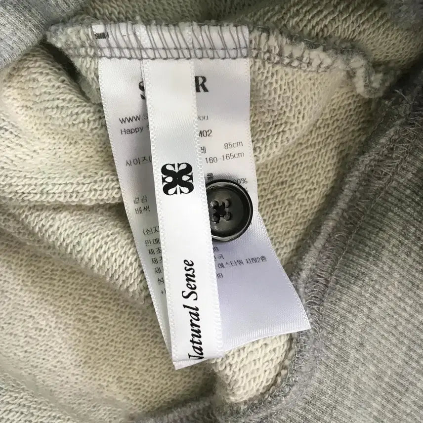 [BUNJANG] Satur Gray Sweatshirt Crop Half Zip (Size 85) / Satur 세터 그레이 스웻 셔츠 크롭 하프 집업(85)