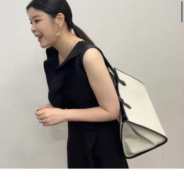 [SOLD OUT] [텍달린 미착용 새상품] 아비에무아 워크백 블랙