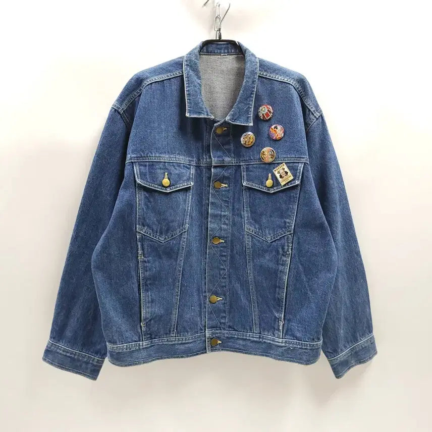 [BUNJANG] Japan One Piece Denim Work Jacket with Character Brooches / JAPAN 재팬 원피스 캐릭터뱃지 빈티지청자켓 워크자켓 데님자켓 C968