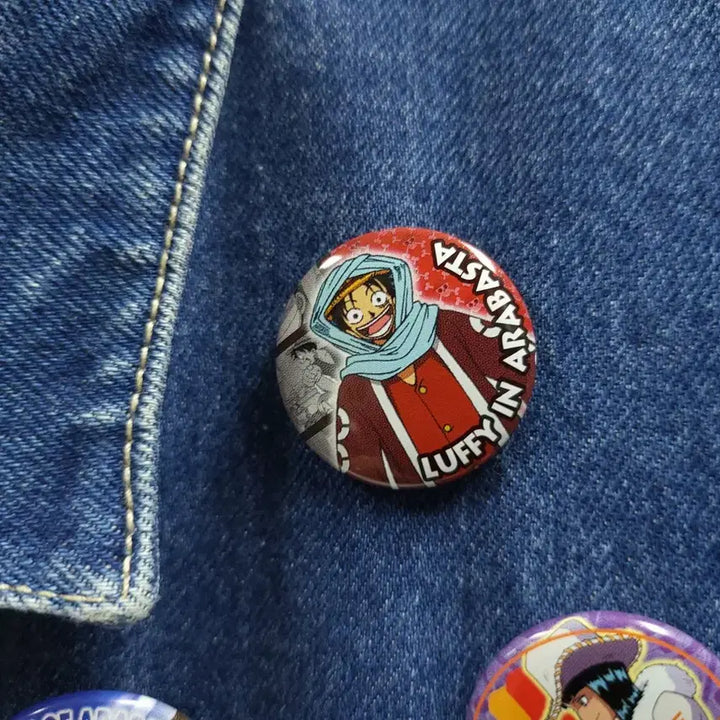 [BUNJANG] Japan One Piece Denim Work Jacket with Character Brooches / JAPAN 재팬 원피스 캐릭터뱃지 빈티지청자켓 워크자켓 데님자켓 C968