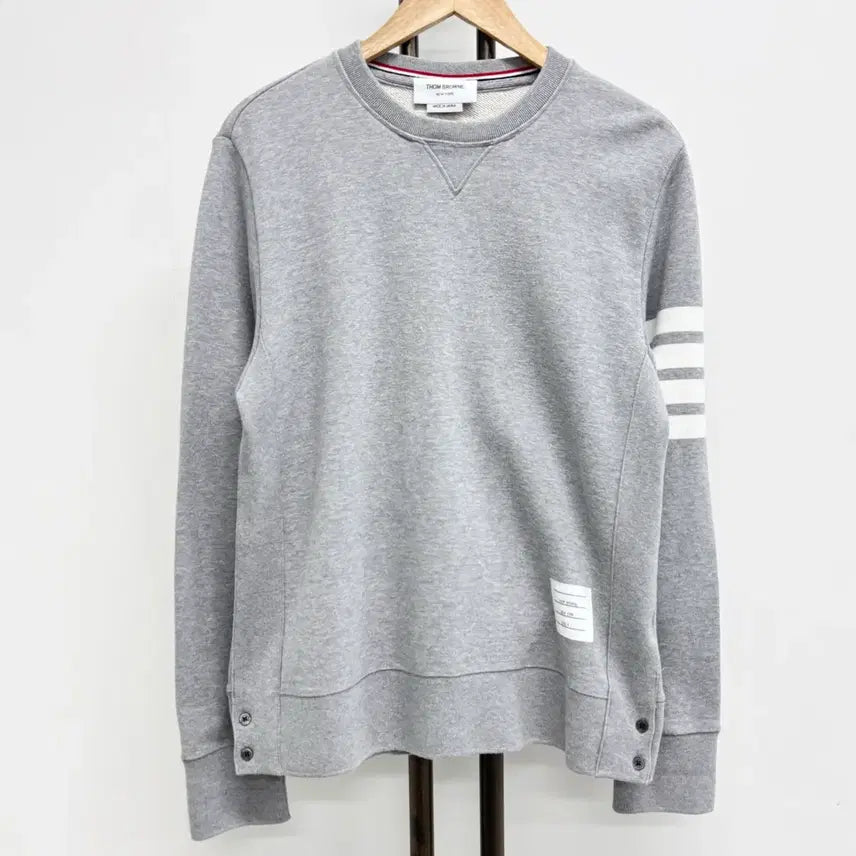 [SOLD OUT] [4]톰브라운 사선완장 맨투맨