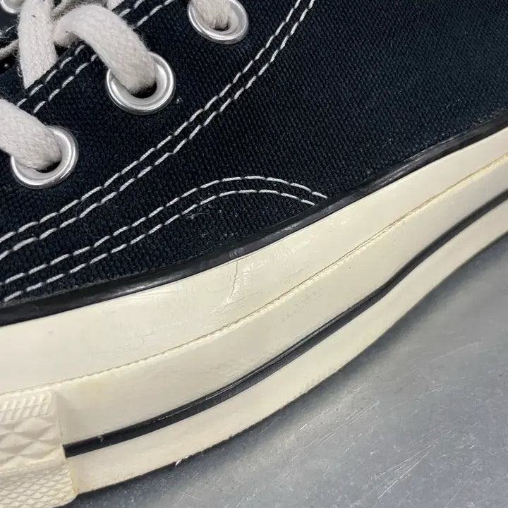 [BUNJANG] Converse Chuck 70 Black Sneakers / 컨버스 척 70 블랙 255