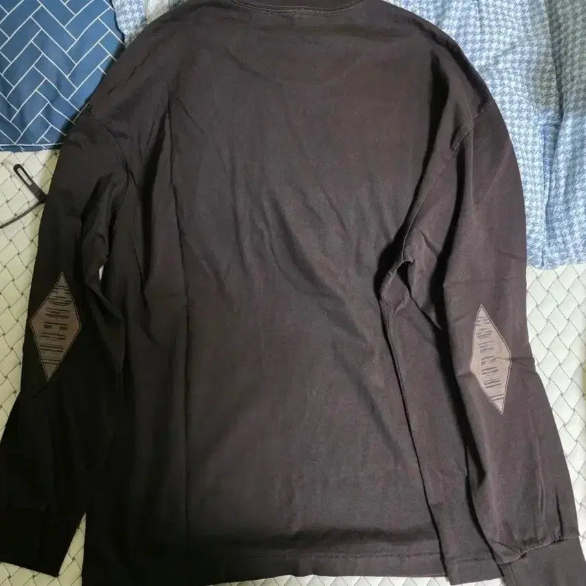 [BUNJANG] Polytelu Elbow Concord Long Sleeve Dark Brown 4 Size / 폴리테루 그래픽 롱슬리브 &