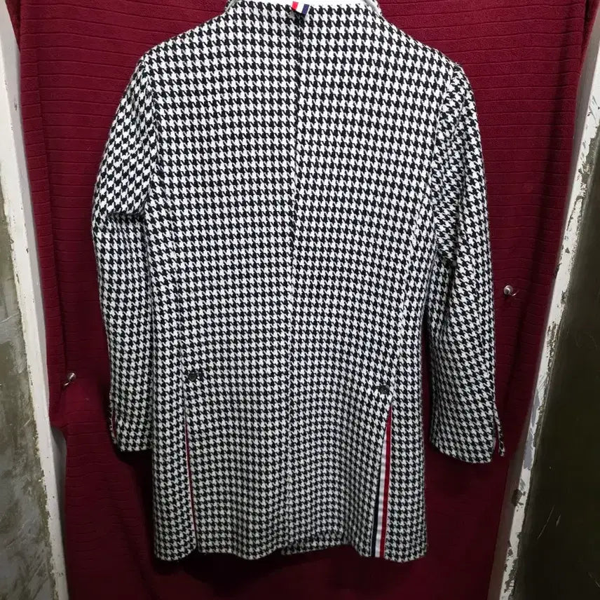 [BUNJANG] Thom Browne Houndstooth Check Coat / 톰브라운 하운드투스 체크 코트.  /8
