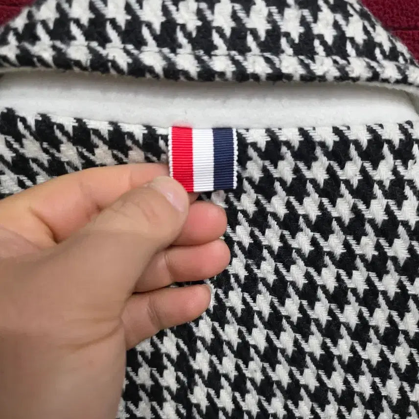 [BUNJANG] Thom Browne Houndstooth Check Coat / 톰브라운 하운드투스 체크 코트.  /8