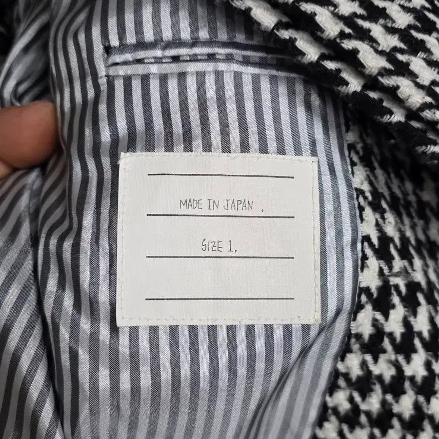 [BUNJANG] Thom Browne Houndstooth Check Coat / 톰브라운 하운드투스 체크 코트.  /8