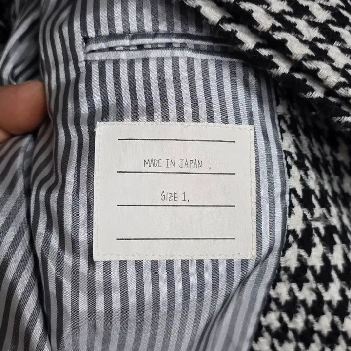 [BUNJANG] Thom Browne Houndstooth Check Coat / 톰브라운 하운드투스 체크 코트.  /8