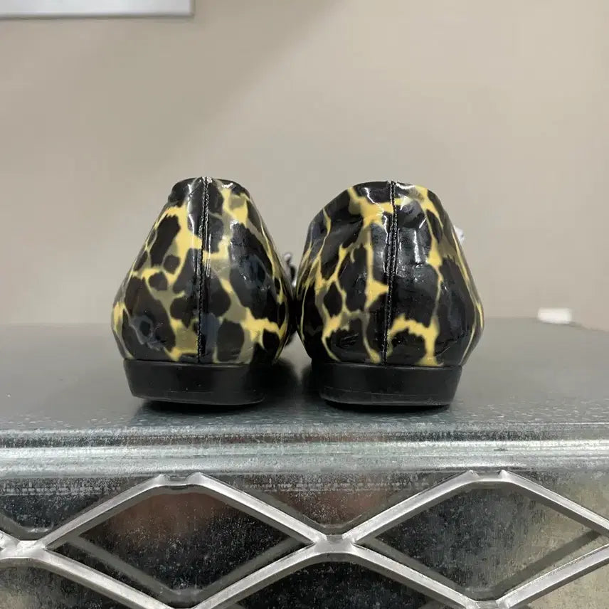 [BUNJANG] Ferragamo Leopard Print Flat Shoes / 페레가모 레오파드 플랫 슈즈 6