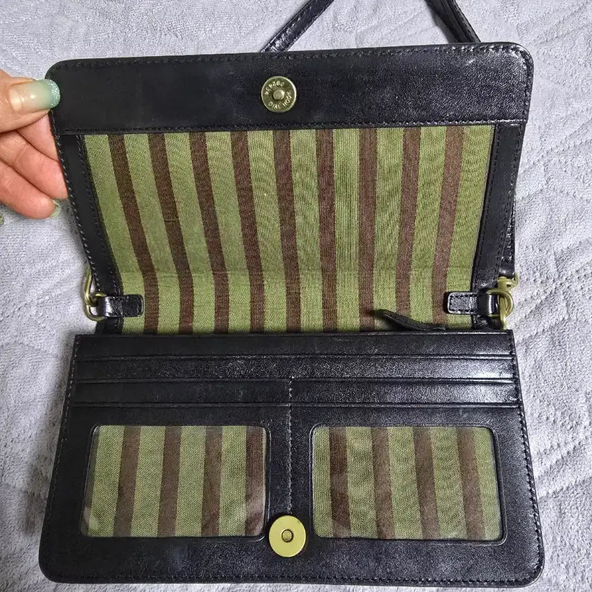 [SOLD OUT] 몽삭 블랙 가죽 미니 크로스백