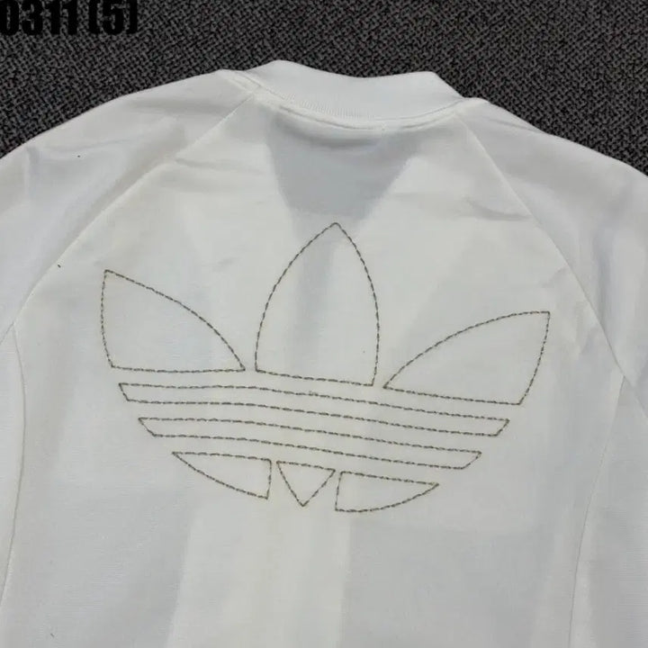 [SOLD OUT] 아디다스 유로파  삼선 화이트 트랙탑