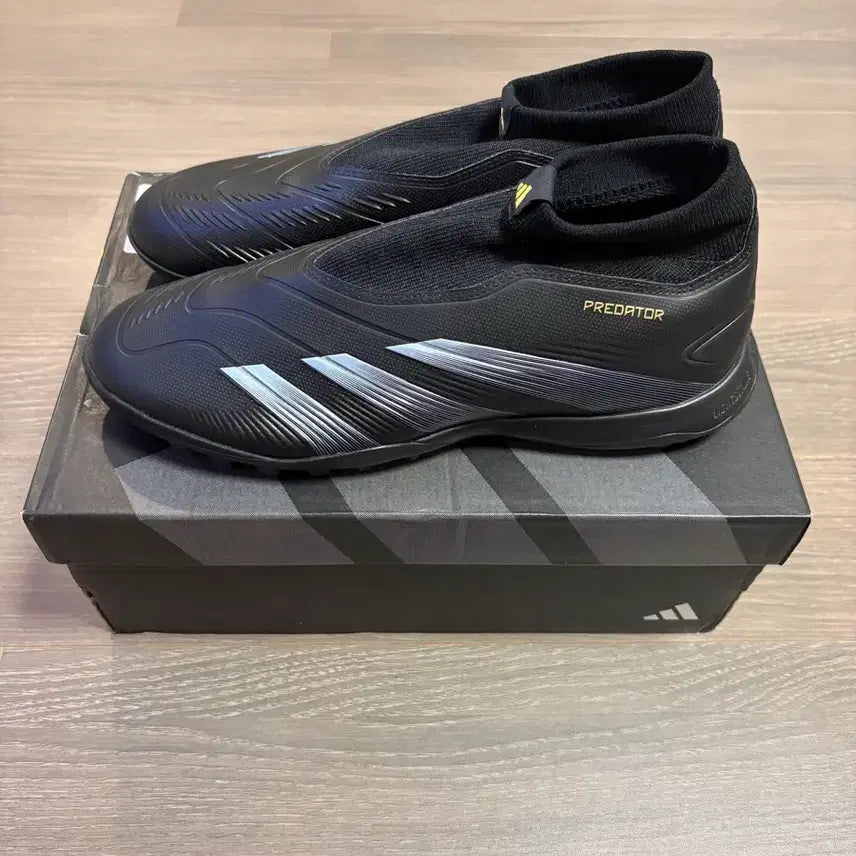 [BUNJANG] Adidas Predator League LL TF Soccer Cleats / 아디다스 프레데터 리그 LL TF 다크 스파크 팩(255)