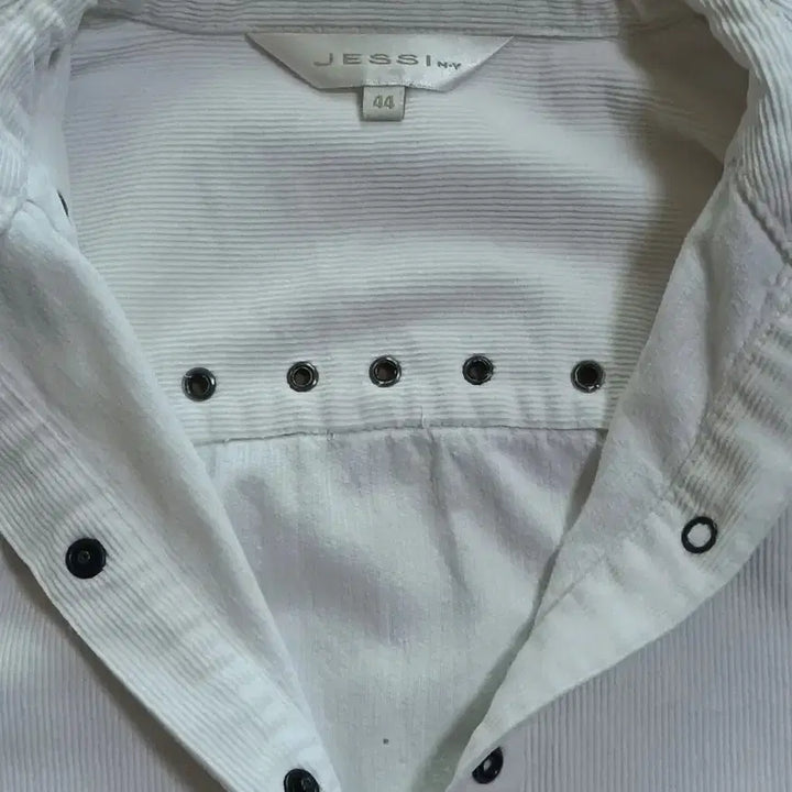 [SOLD OUT] 제시뉴욕 화이트 코듀로이 셔츠 44