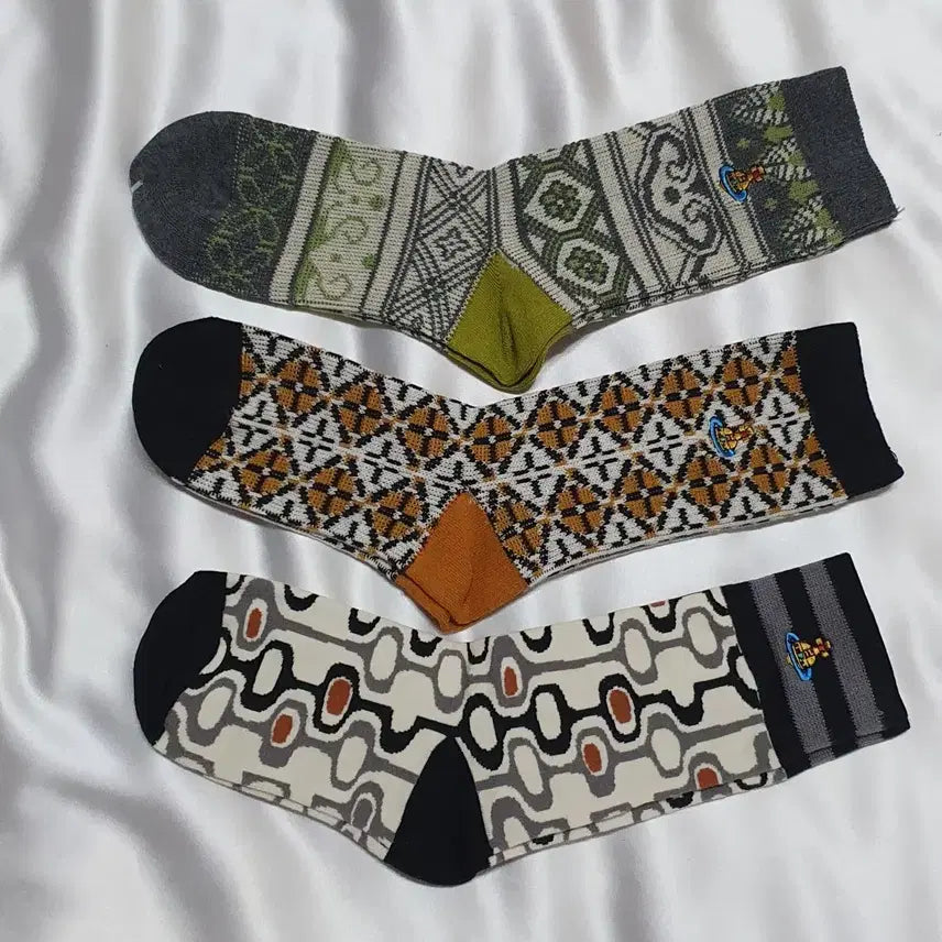 [BUNJANG] Vivienne Westwood Floral Pattern Socks / 올리브 그레이 겨자 브라운 플라워 사각 도형 비비안웨스트우드 양말