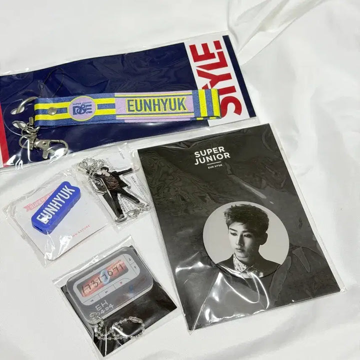 [SOLD OUT] 9. 슈퍼주니어 은혁 굿즈 세트