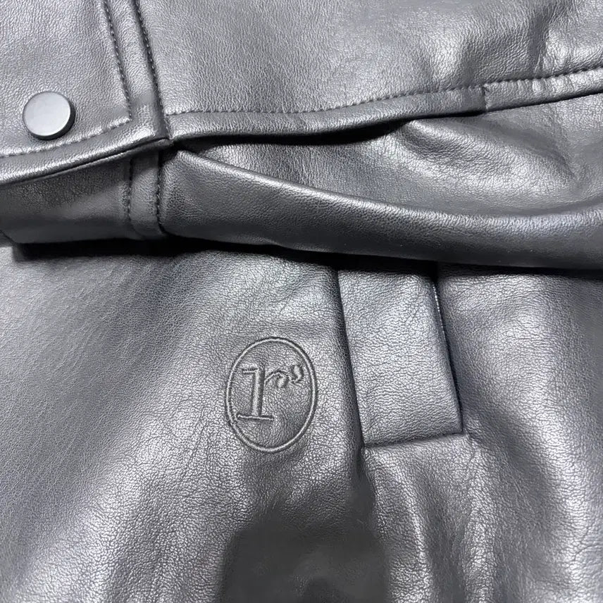 [BUNJANG] Rola Rola Leather Jacket Black / 로라로라 레더자켓 블랙 FREE