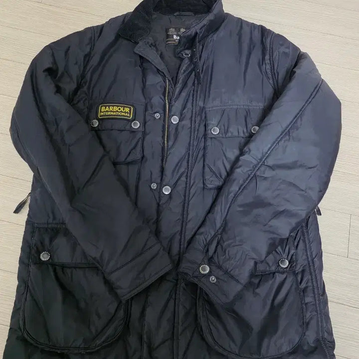 [BUNJANG] Barbour International Padded Jacket Black (L) / 바버 인터내셔널 패디드 블랙 L 사이즈