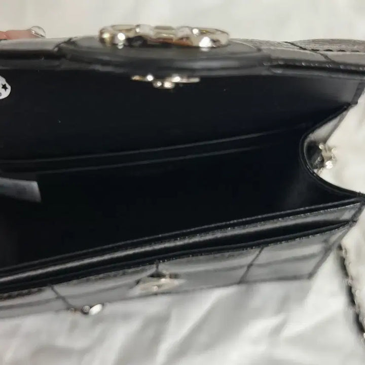 [BUNJANG] Hazzys Mini Handbag Glossy Quilted / 헤지스 미니 핸드백 (거의 새상태) [HIWA4F763BK]블랙 글로시퀼