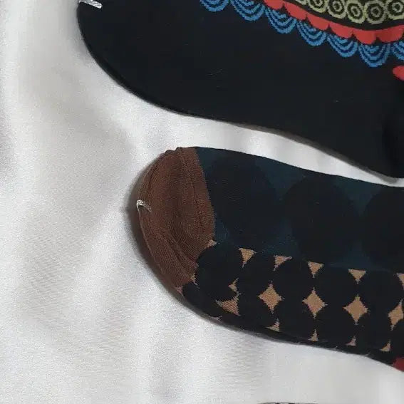 [BUNJANG] CONNISTINE MUSEUM Blue Cream Dot Socks / 블루 크림 도트 CONNISTINE MUSEUM 코니스틴 뮤지엄 양말